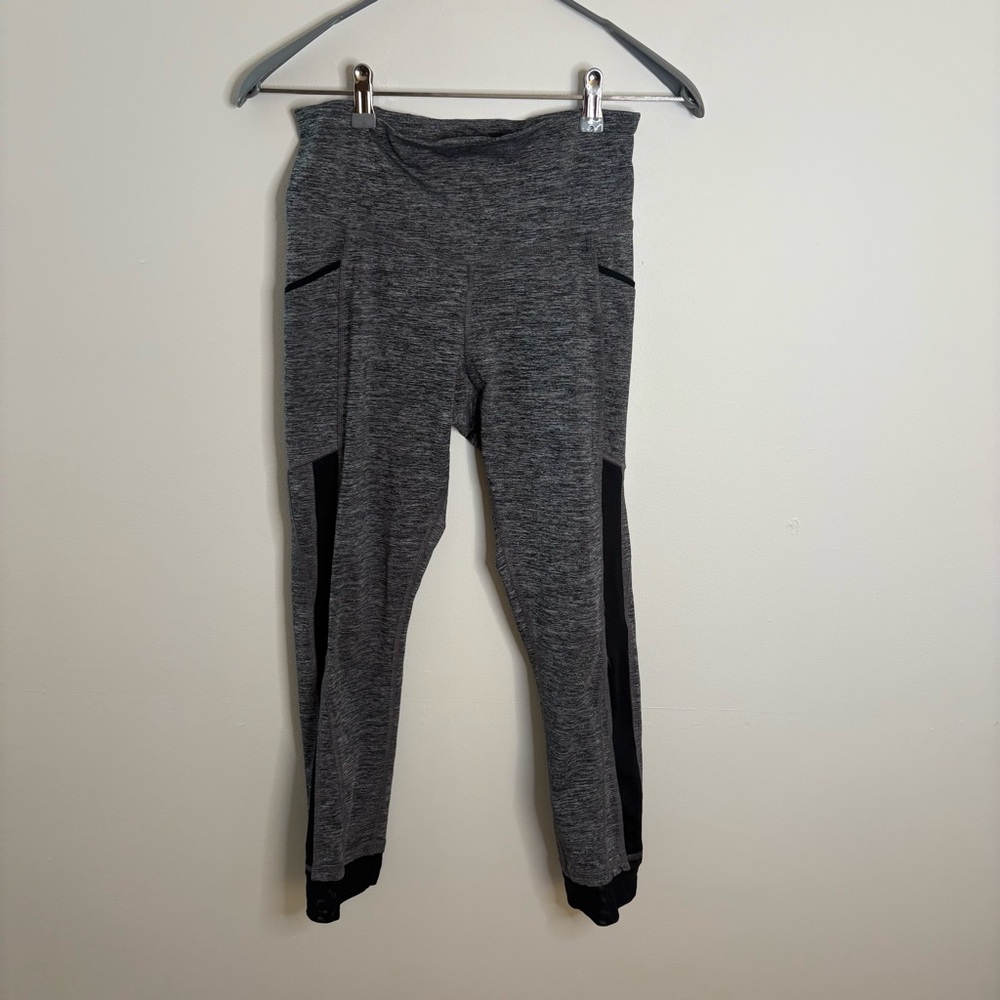 C9 by Champion Gray and Black Leggings Womens Medium gym casual leisure